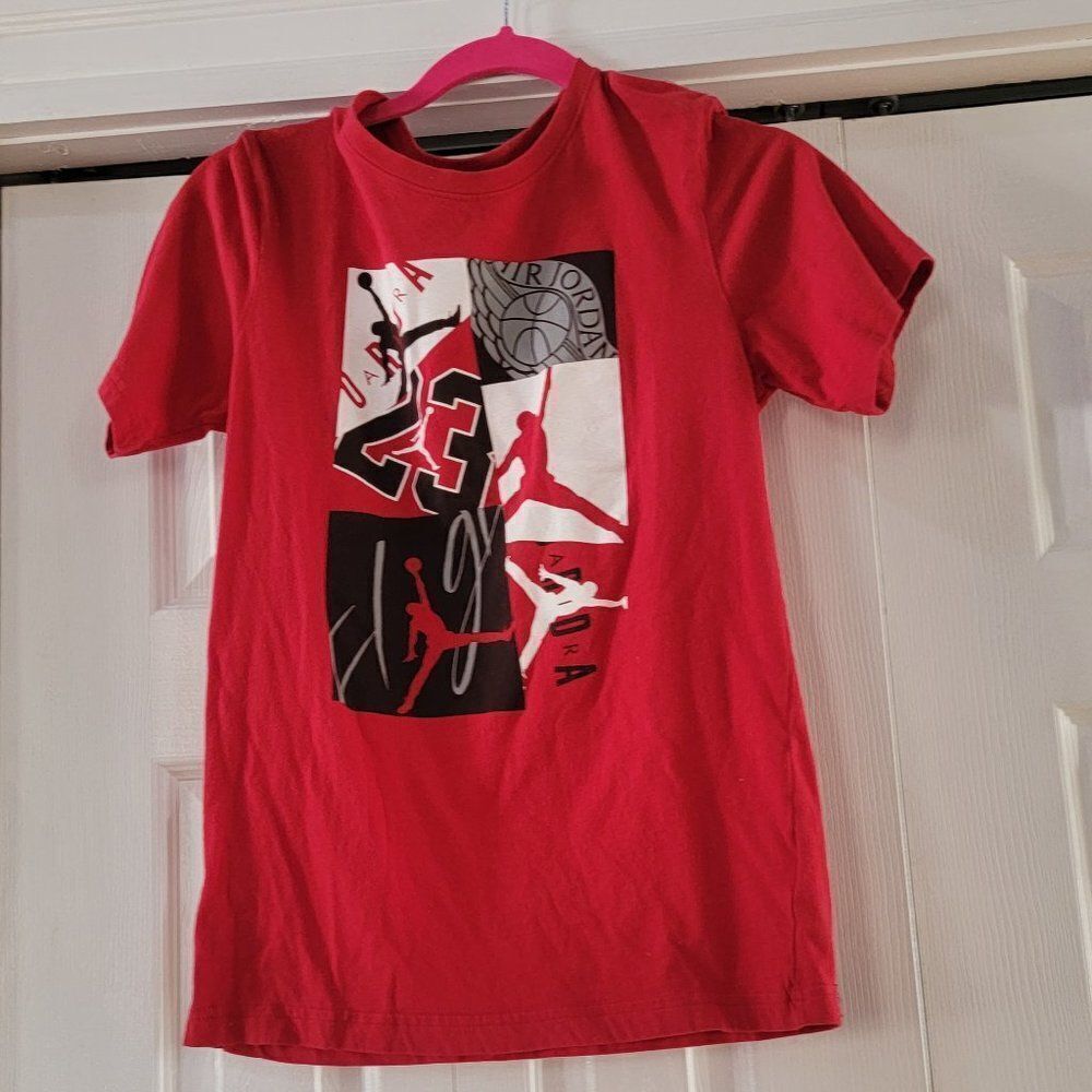 Jordan boys's Red Short Sleeve Crew Neck Pullover Jump Man T-Shirt Size …